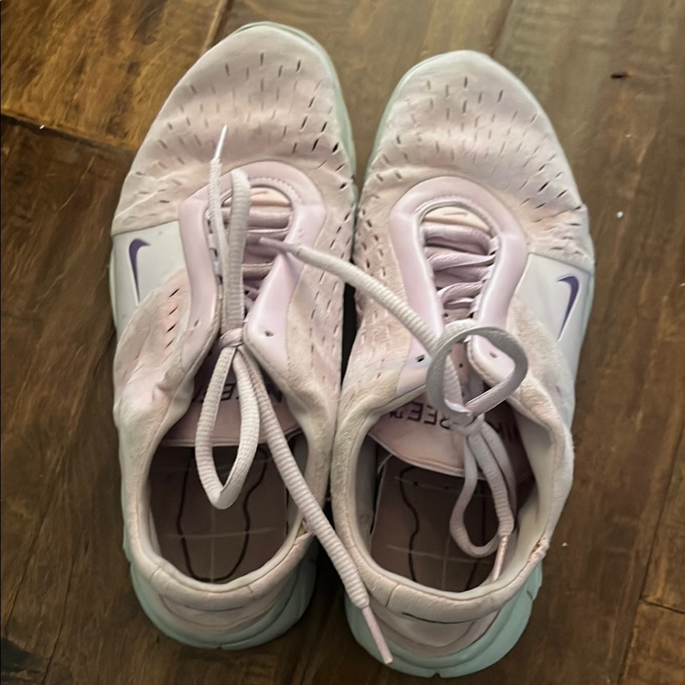 Nike Purple Low-Top Athletic Sneakers